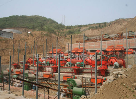 中磊機械球磨機工程調(diào)試現(xiàn)場