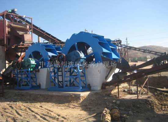 中磊遂川洗砂機客戶現(xiàn)場